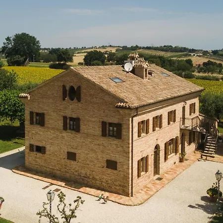 Pedossa Apartman Trecastelli